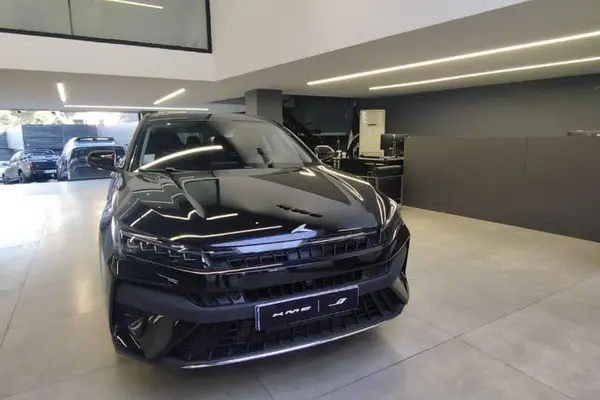 پیش فروش کی ام سی، J7