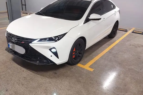 فونیکس، آریزو 6 جی تی (Z6 GT)