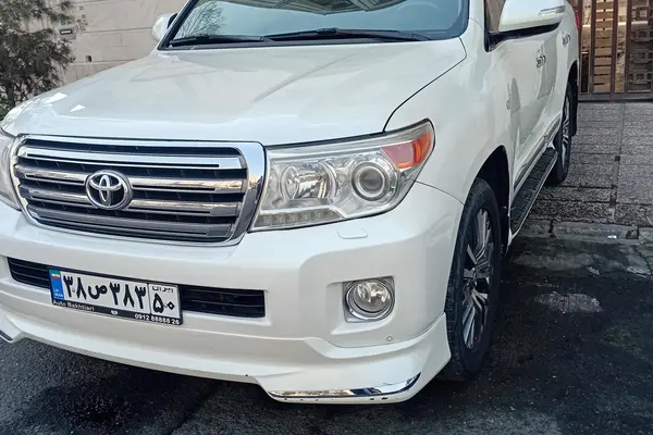 تویوتا، لندکروز چهار در