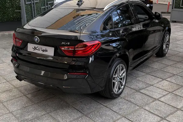 ب ام و  X4