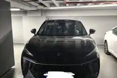 لاماری، ایما