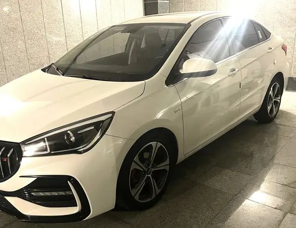 چری، آریزو 5T اسپرت FL