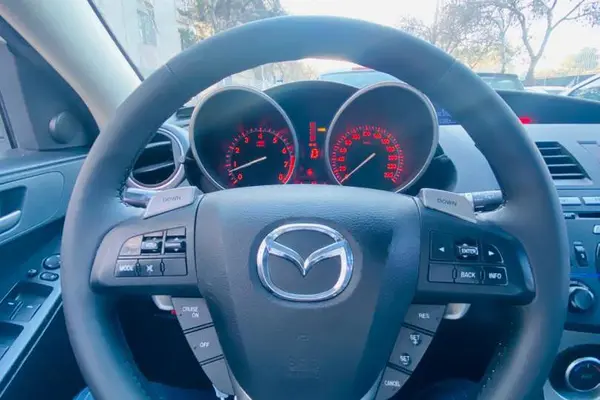 مزدا، 3 نیو هاچ بک