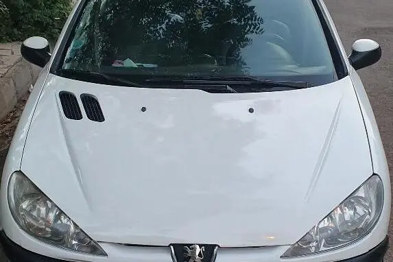 پژو  206 SD