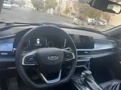 ام وی ام، X33 کراس