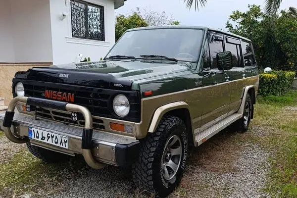 نیسان، پاترول چهار در