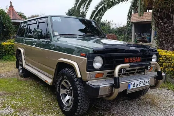 نیسان، پاترول چهار در