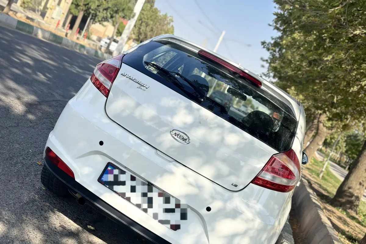 ام وی ام،  315هاچ بک