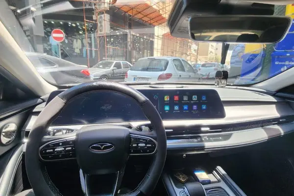 فونیکس  آریزو 8 (Z8)