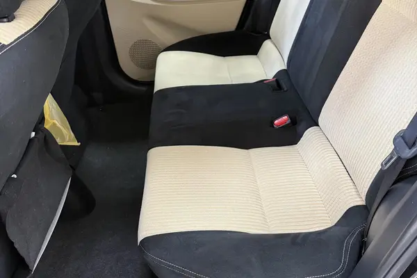 تویوتا، یاریس هاچ بک