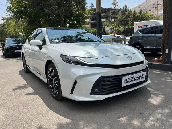 تویوتا، کمری هیبرید