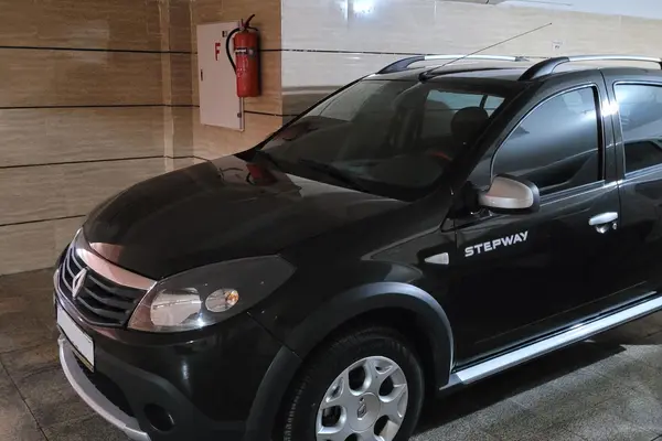 رنو، ساندرو استپ وی