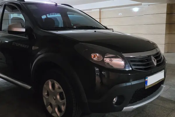 رنو، ساندرو استپ وی