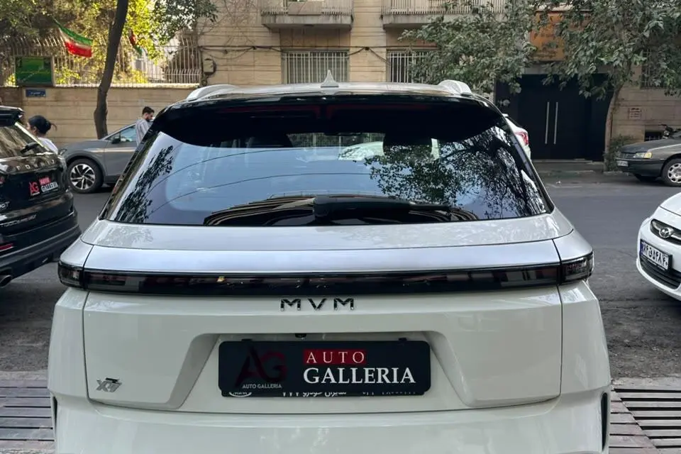 ام وی ام،  X77