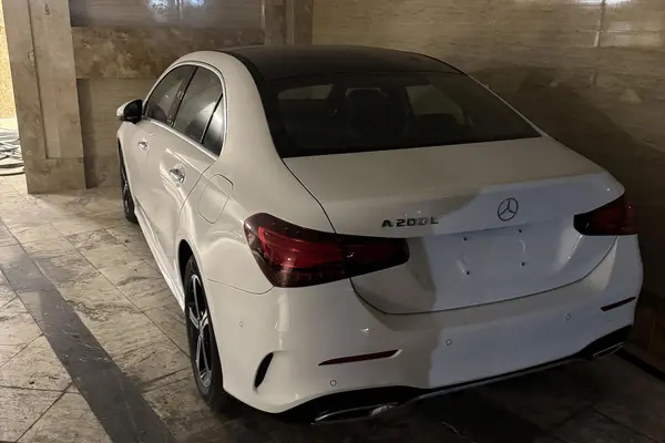 بنز، کلاس A سدان