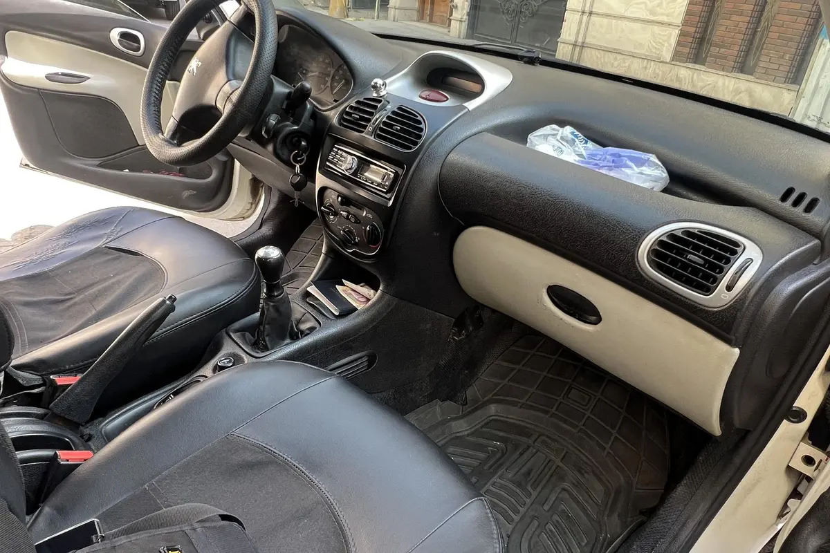 پژو،  206 SD
