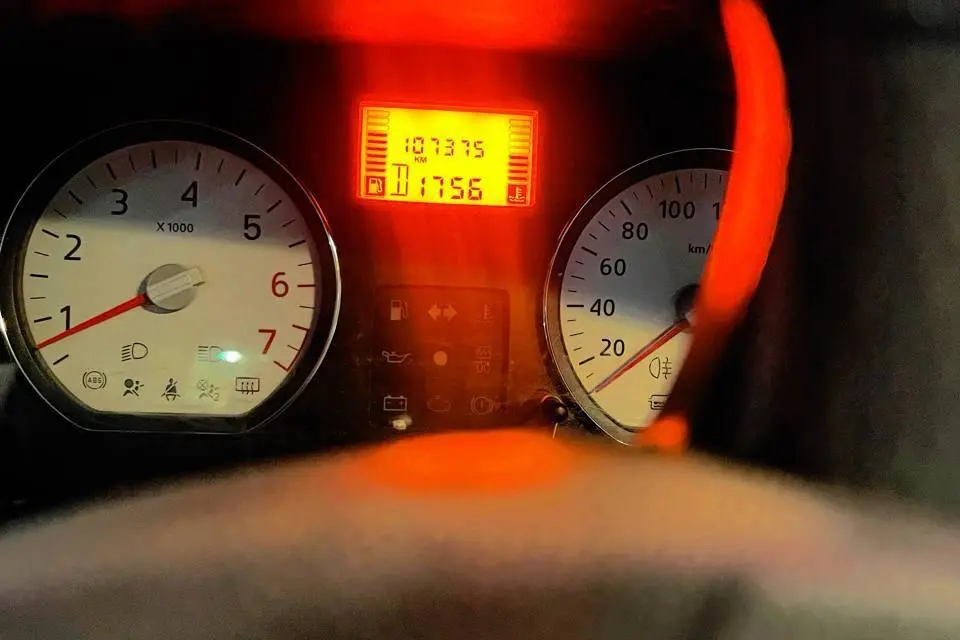 رنو،  تندر 90