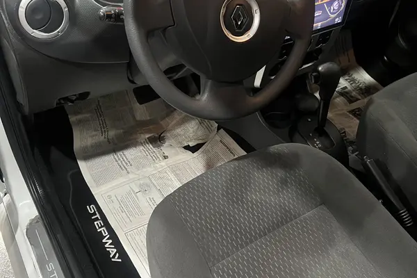 رنو، ساندرو استپ وی