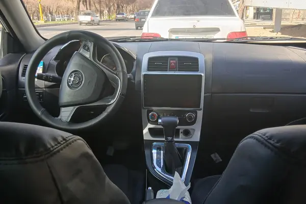 برلیانس، H330