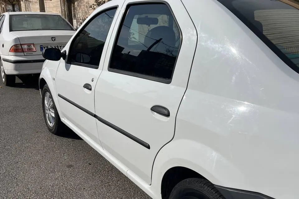 رنو،  تندر 90
