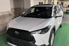 تویوتا، کرولا کراس هیبرید