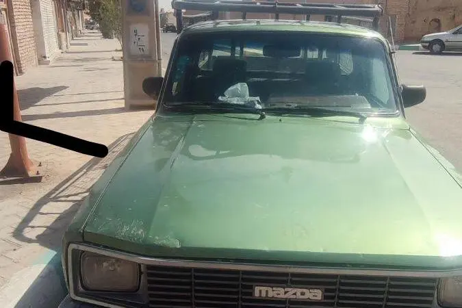 مزدا،  وانت تک‌کابين