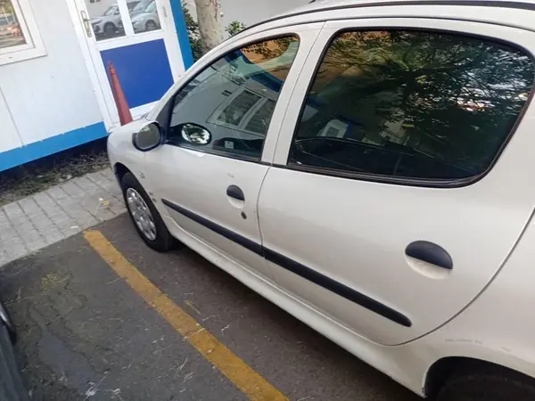 پژو  206 SD