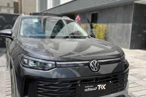 فولکس، تایرون L