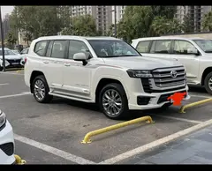 تویوتا، لندکروز چهار در