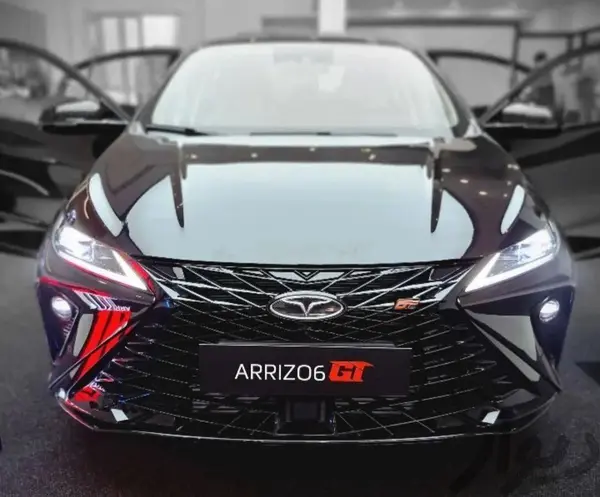 فونیکس، آریزو 6 جی تی (Z6 GT)