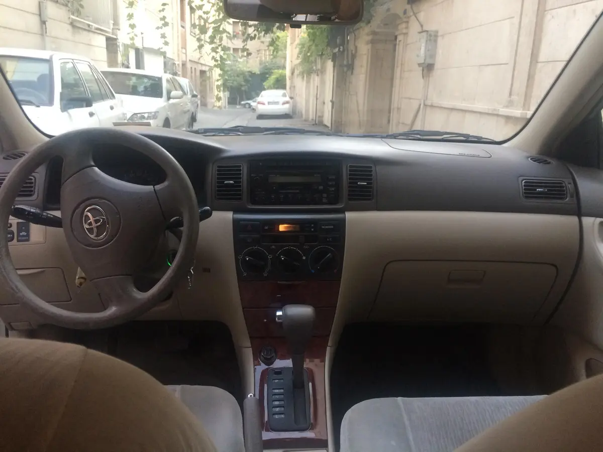 تویوتا  کرولا