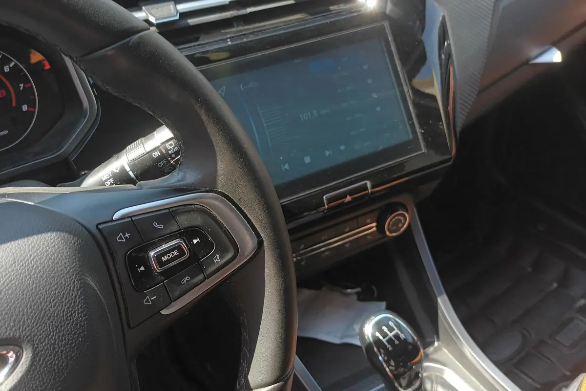 ام وی ام،  X22 PRO