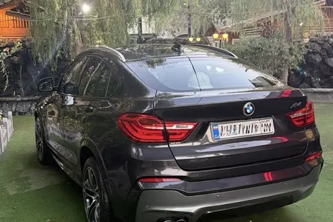 ب ام و، X4
