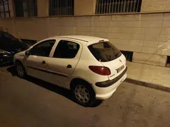 پژو، 206