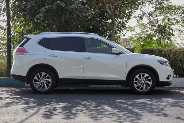 نیسان، ایکس تریل