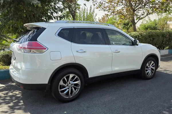 نیسان، ایکس تریل