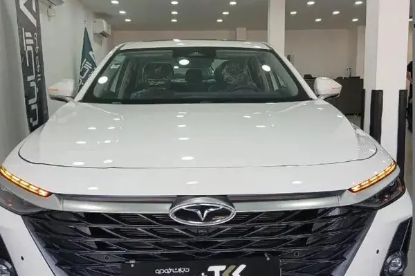 فونیکس، آریزو 8 (Z8)