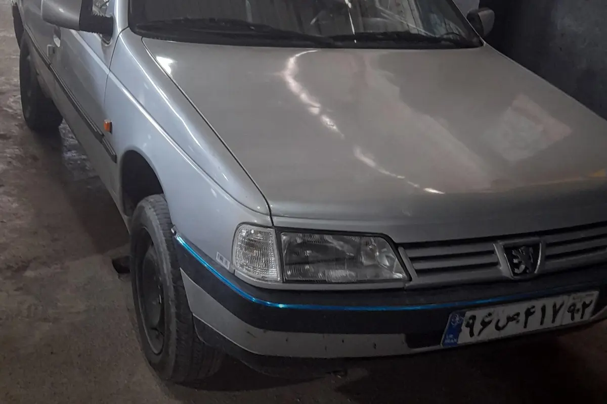 پژو،  405