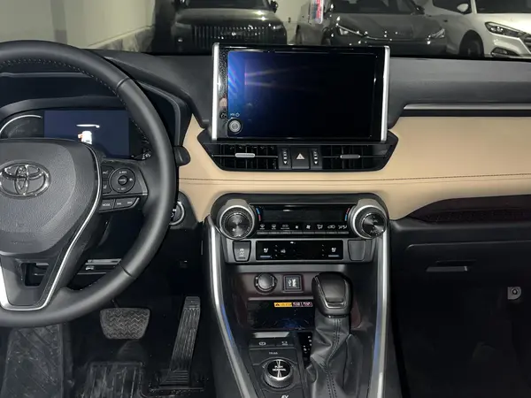 تویوتا، راوفور