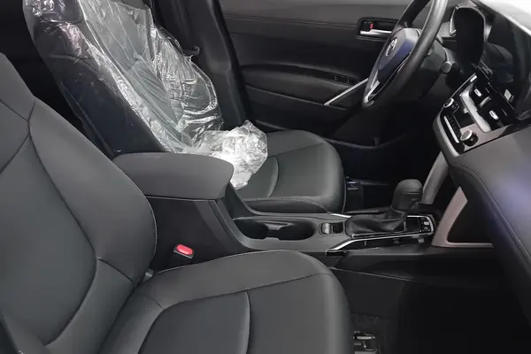 تویوتا، کرولا کراس هیبرید