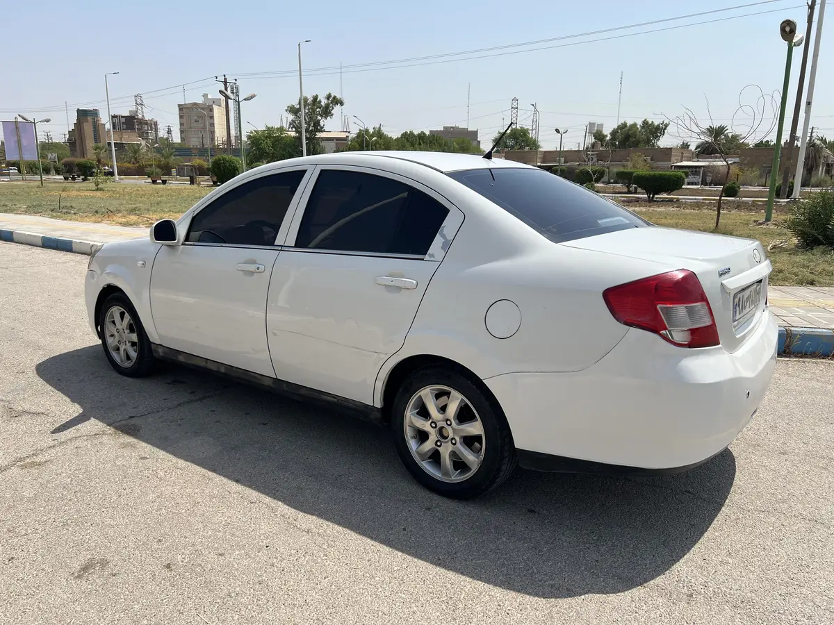 ام وی ام  550