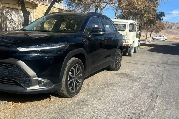 تویوتا، فرانت لندر هیبرید