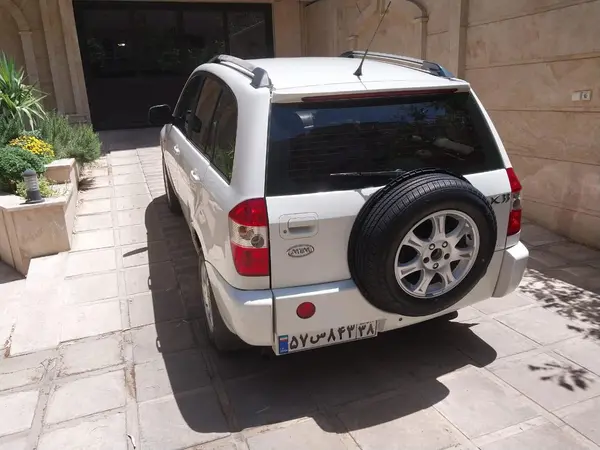 ام وی ام  X33