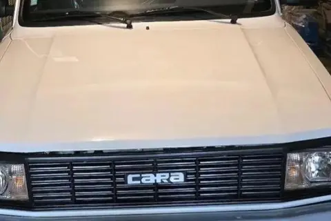 کارا، دو کابین
