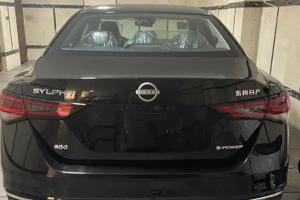 نیسان  سیلفی e-POWER