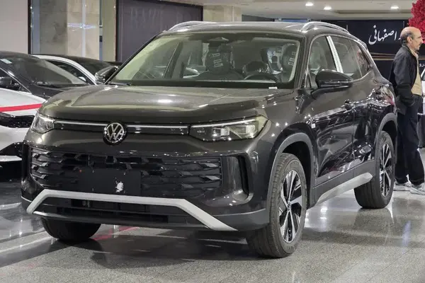 فولکس، تایرون L