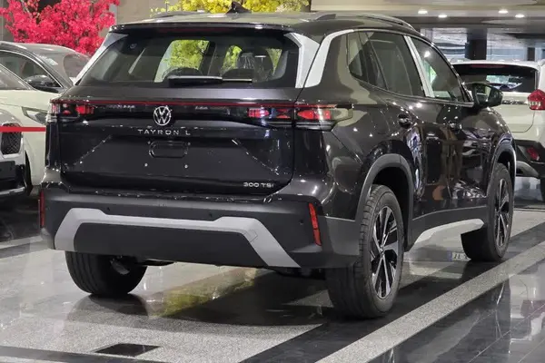 فولکس، تایرون L