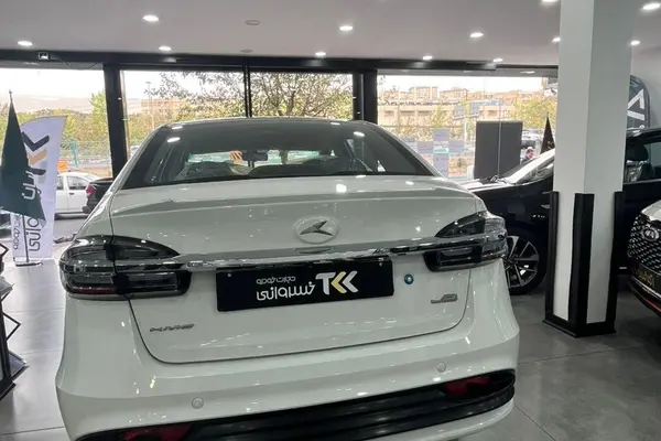 کی ام سی، ایگل