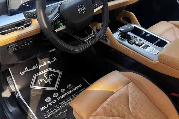 اینفینیت، اکسپلورر