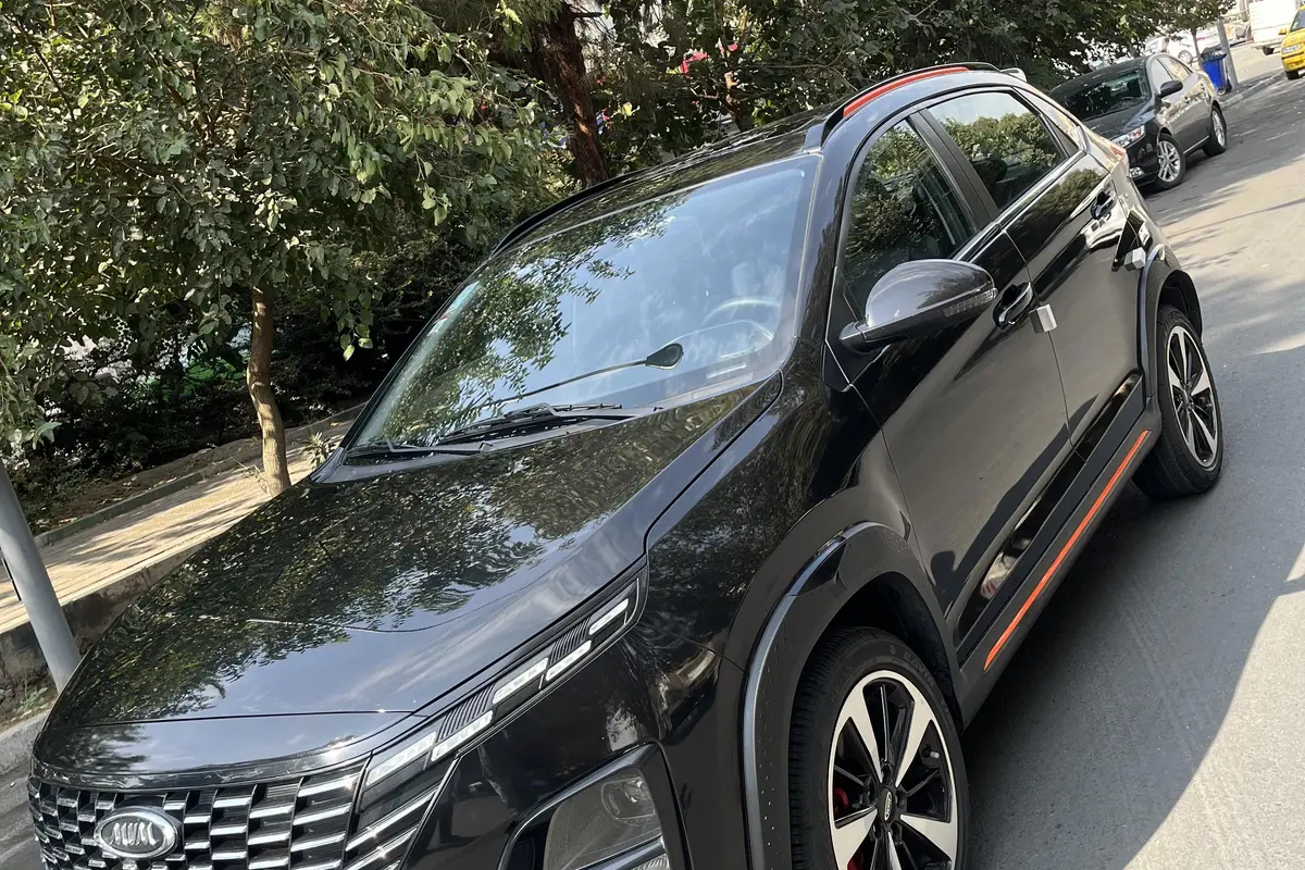 ام وی ام،  X33 کراس